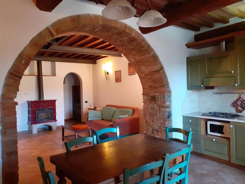 Agriturismo Alle Rose Volterra Zewnętrze zdjęcie